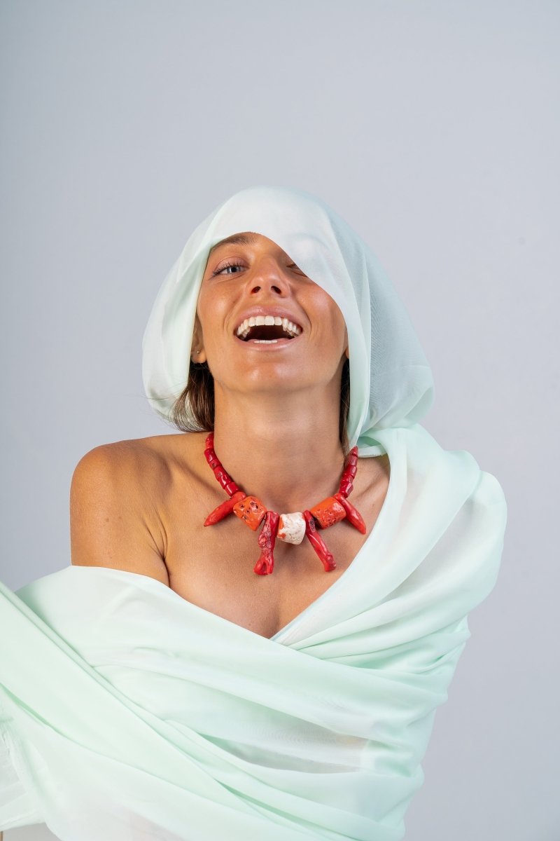 RED WAVE - Bianca Batzco