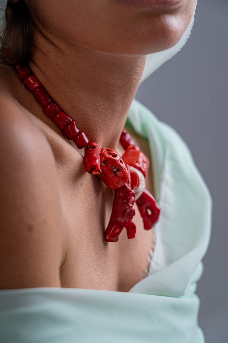 RED WAVE - Bianca Batzco