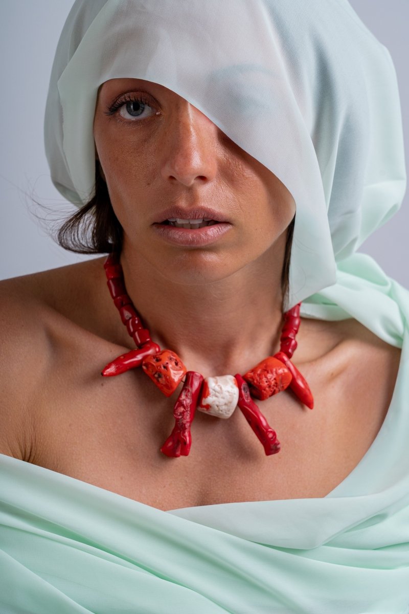 RED WAVE - Bianca Batzco